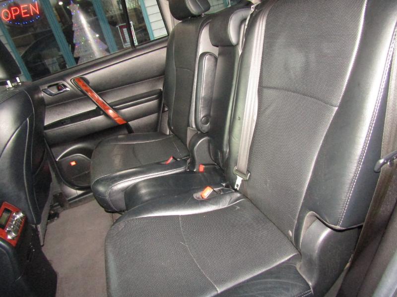 Toyota Highlander Limited 4WD 2012