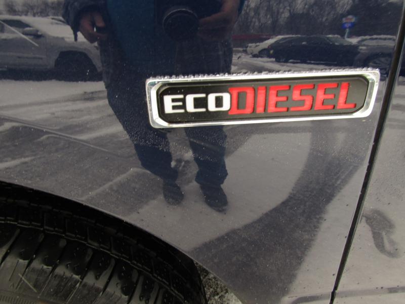 RAM 1500 Tradesman Quad Cab 4WD 2014