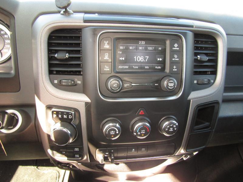 RAM 1500 Tradesman Quad Cab 4WD 2014