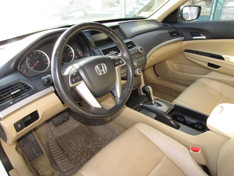 Honda Accord SE Sedan AT 2012