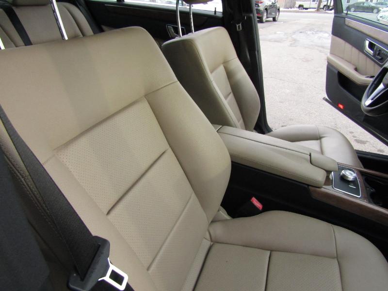 Mercedes-Benz E-Class E350 4MATIC Sedan 2012