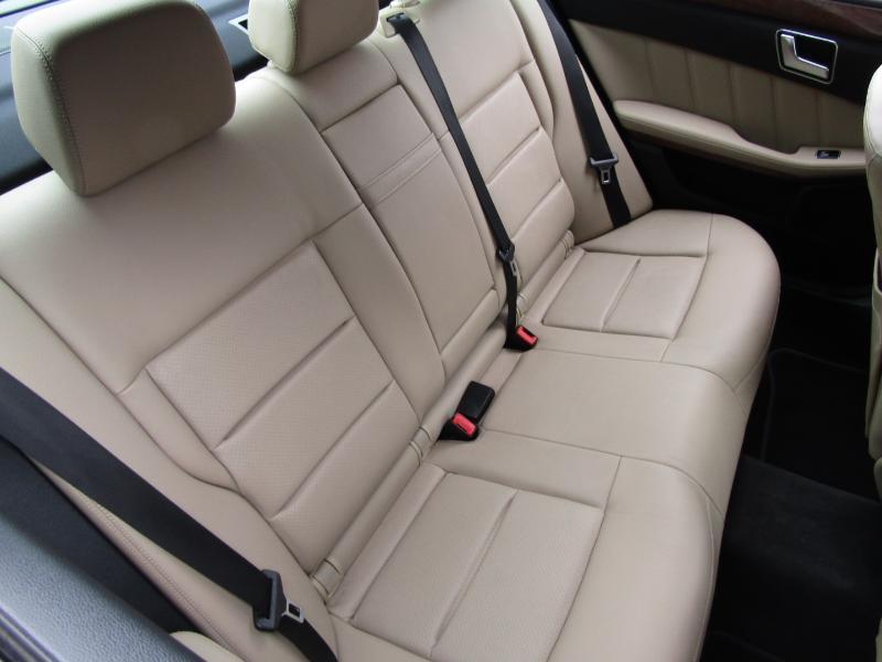 Mercedes-Benz E-Class E350 4MATIC Sedan 2012