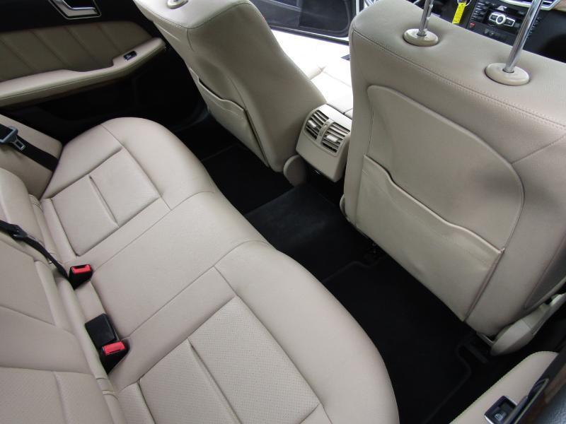 Mercedes-Benz E-Class E350 4MATIC Sedan 2012