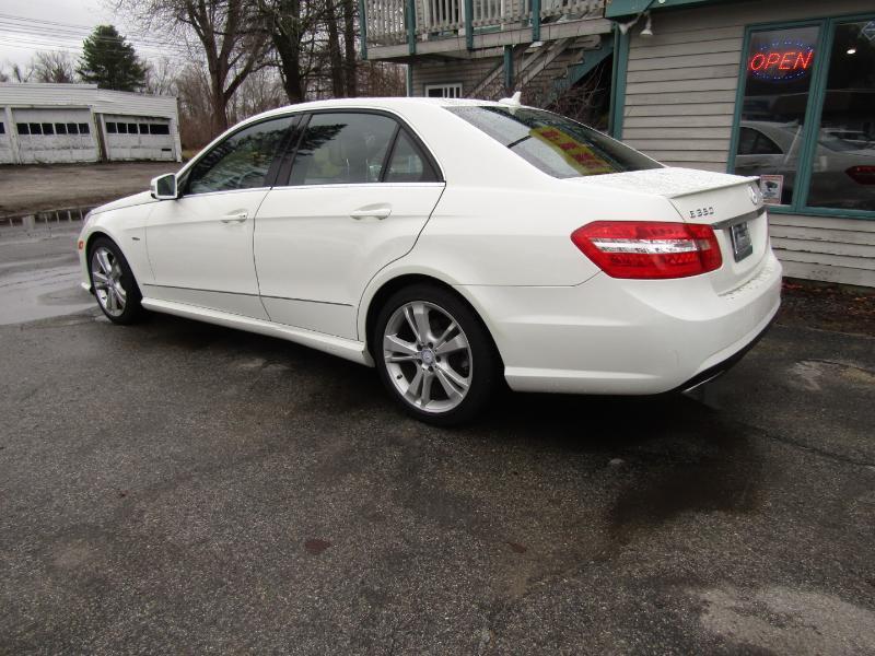 Mercedes-Benz E-Class E350 4MATIC Sedan 2012