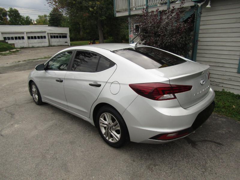 Hyundai Elantra SEL 2019