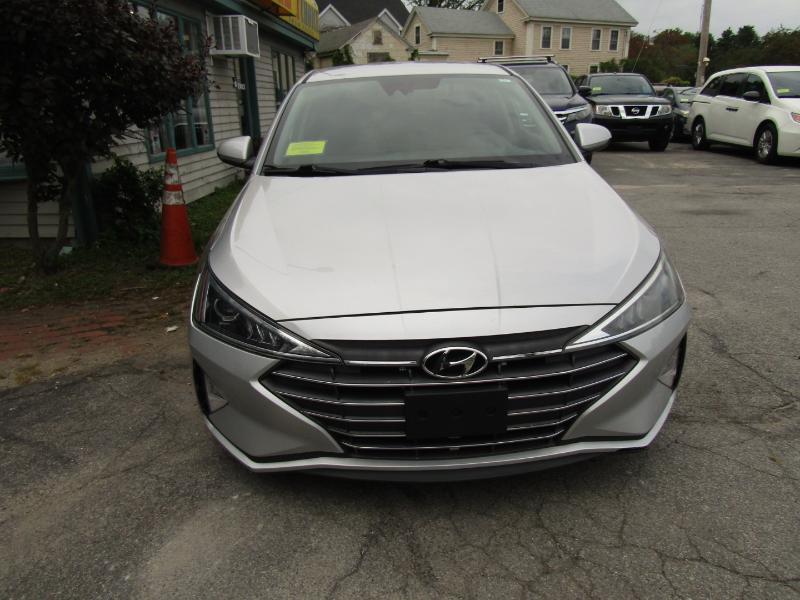 Hyundai Elantra SEL 2019