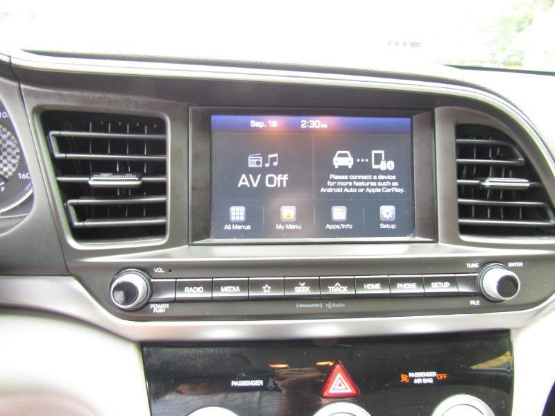 Hyundai Elantra SEL 2019