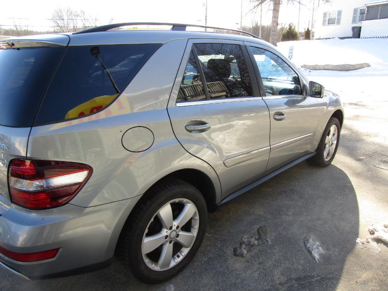 Mercedes-Benz M-Class ML350 4MATIC 2011