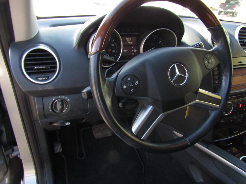 Mercedes-Benz M-Class ML350 4MATIC 2011