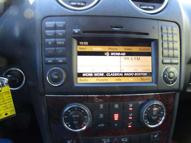 Mercedes-Benz M-Class ML350 4MATIC 2011