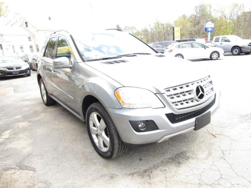 Mercedes-Benz M-Class ML350 4MATIC 2011