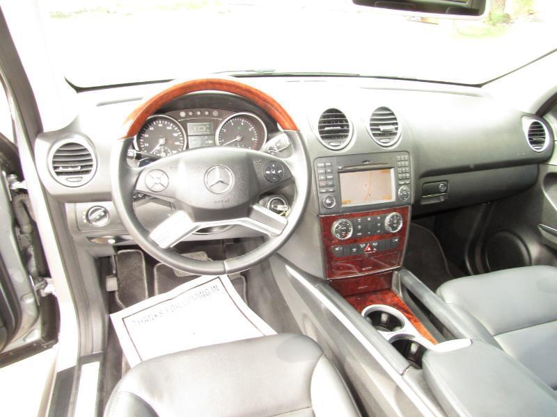 Mercedes-Benz M-Class ML350 4MATIC 2011