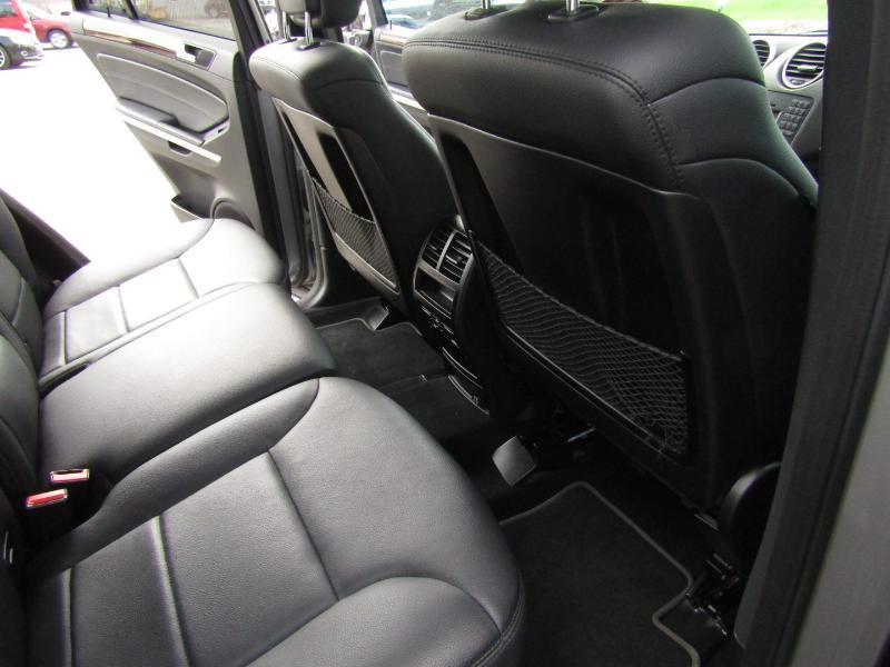 Mercedes-Benz M-Class ML350 4MATIC 2011