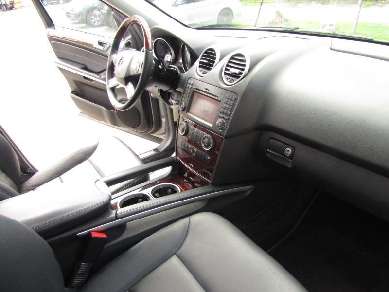 Mercedes-Benz M-Class ML350 4MATIC 2011
