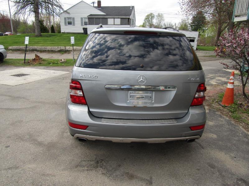 Mercedes-Benz M-Class ML350 4MATIC 2011