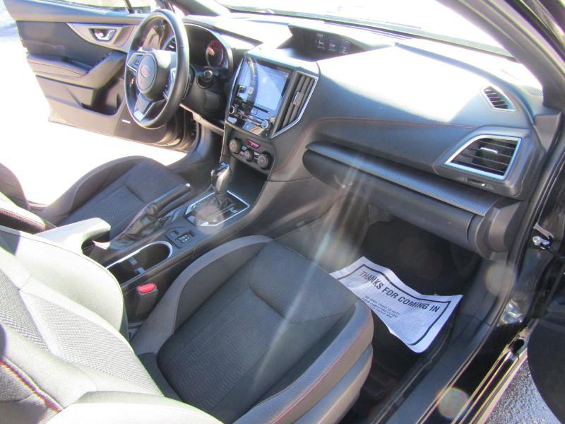 Subaru Impreza 2.0i Sport CVT 4-Door 2017