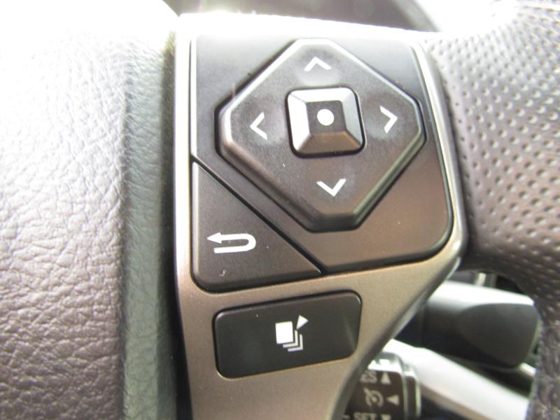 Toyota Tacoma Limited Double Cab V6 6AT 4WD 2017