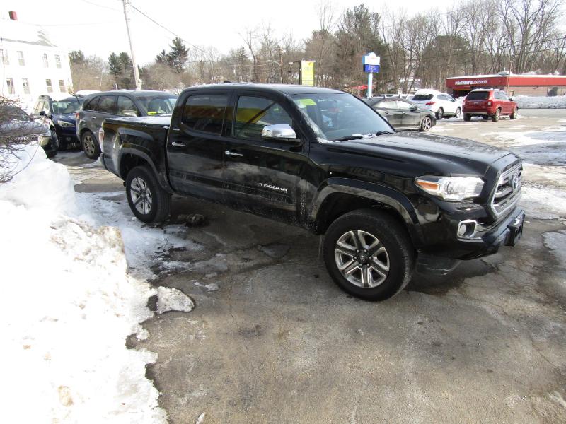 Toyota Tacoma Limited Double Cab V6 6AT 4WD 2017