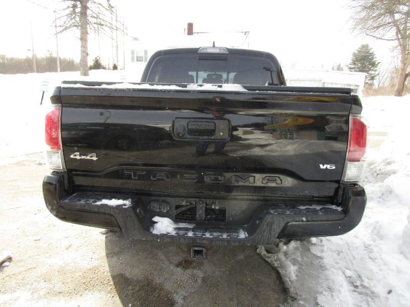 Toyota Tacoma Limited Double Cab V6 6AT 4WD 2017