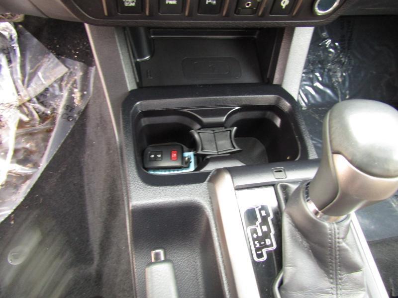 Toyota Tacoma Limited Double Cab V6 6AT 4WD 2017