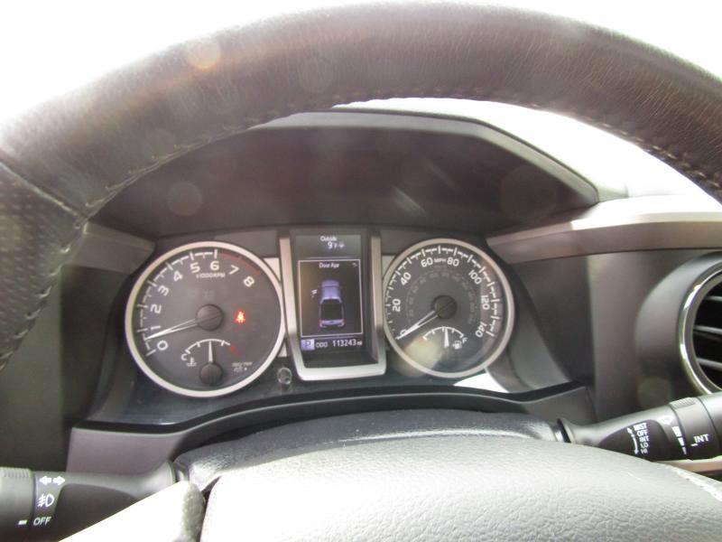 Toyota Tacoma Limited Double Cab V6 6AT 4WD 2017