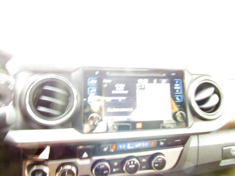 Toyota Tacoma Limited Double Cab V6 6AT 4WD 2017