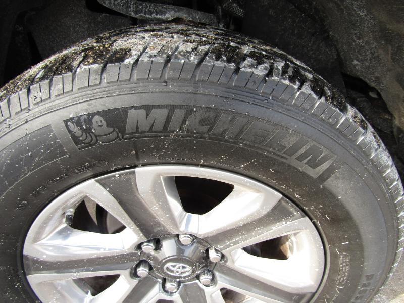 Toyota Tacoma Limited Double Cab V6 6AT 4WD 2017