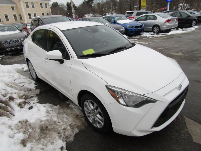Scion iA  2016