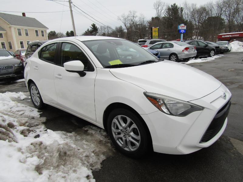 Scion iA  2016