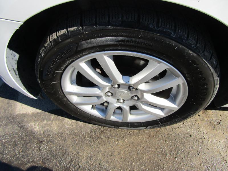 Chevrolet Sonic LT Auto 5-Door 2013