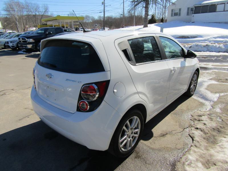 Chevrolet Sonic LT Auto 5-Door 2013