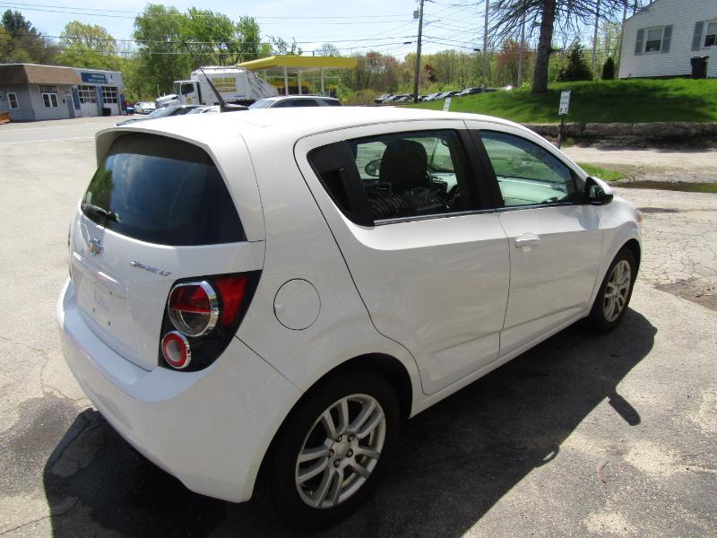 Chevrolet Sonic LT Auto 5-Door 2013