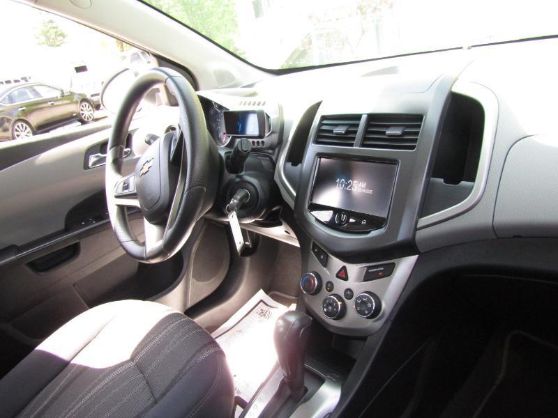 Chevrolet Sonic LT Auto 5-Door 2013