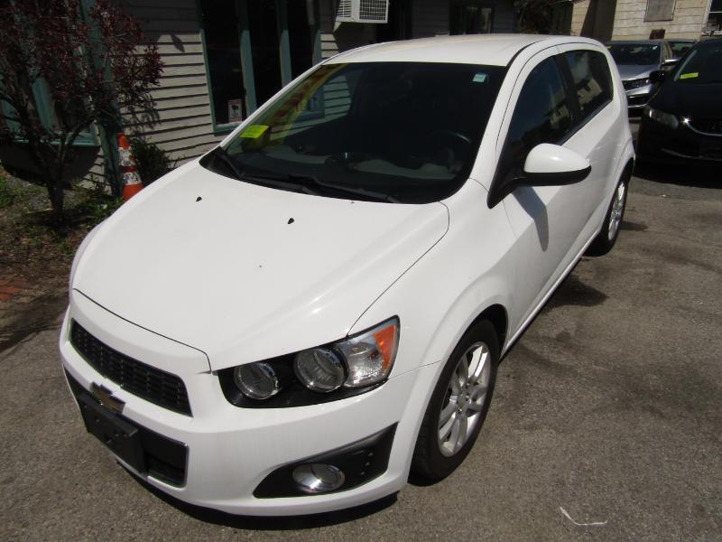 Chevrolet Sonic LT Auto 5-Door 2013