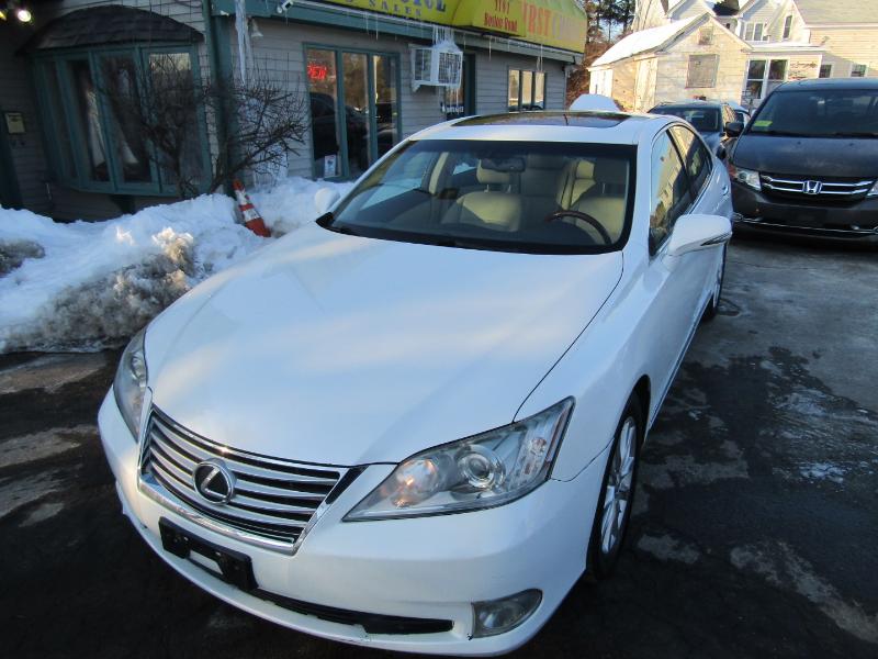 Lexus ES 350 Sedan 2011