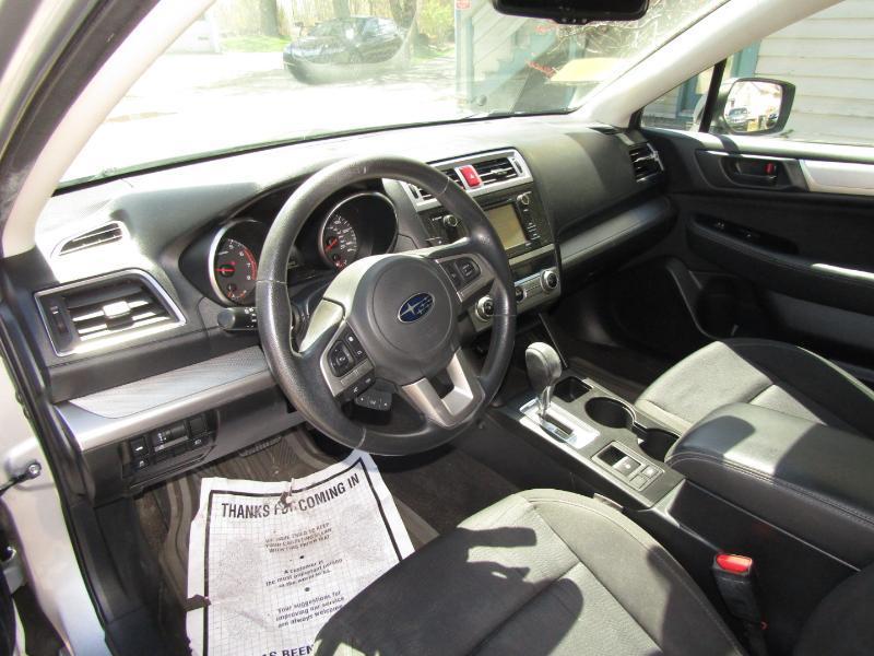 Subaru Legacy 2.5i 2015
