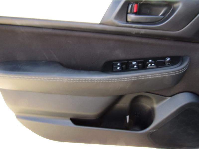 Subaru Legacy 2.5i 2015