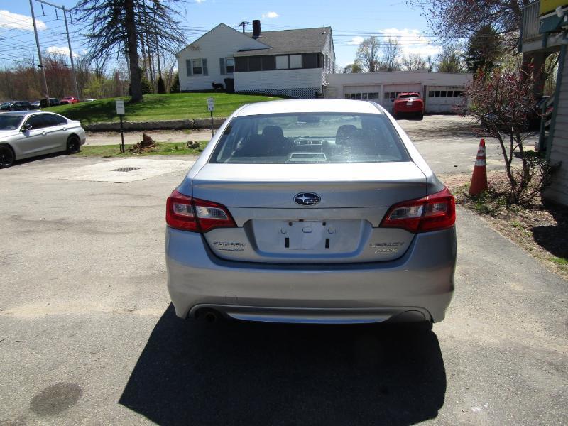 Subaru Legacy 2.5i 2015
