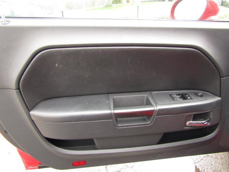 Dodge Challenger SXT 2014