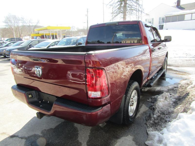 RAM 1500 Tradesman Quad Cab 4WD 2017