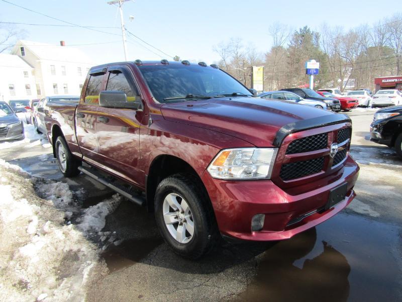 RAM 1500 Tradesman Quad Cab 4WD 2017