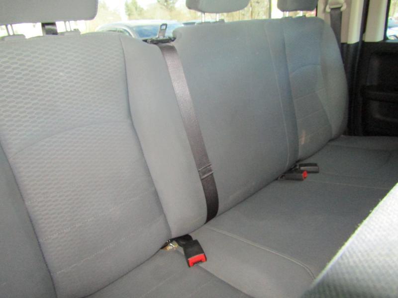 RAM 1500 Tradesman Quad Cab 4WD 2017