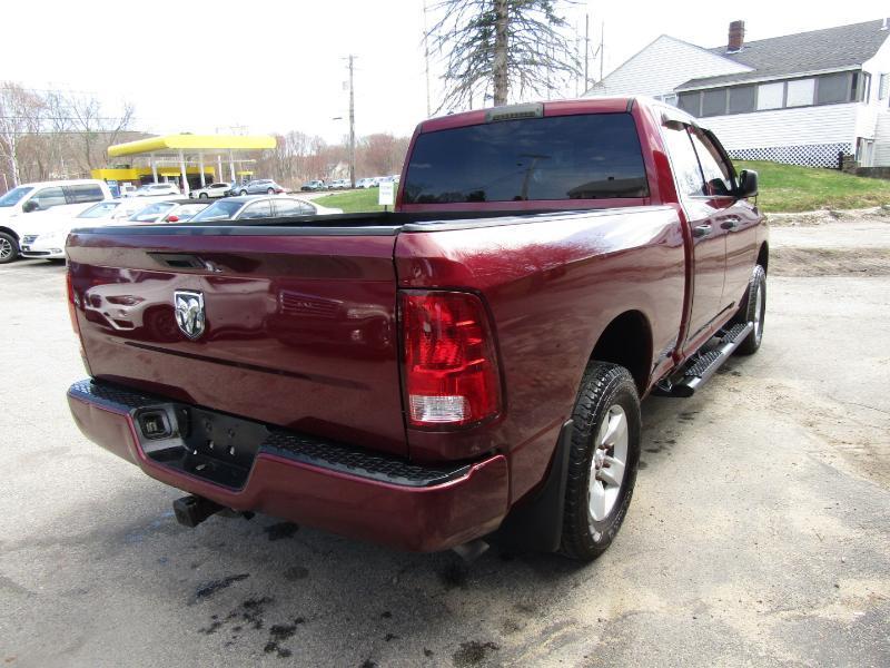 RAM 1500 Tradesman Quad Cab 4WD 2017
