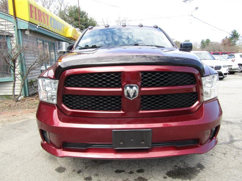 RAM 1500 Tradesman Quad Cab 4WD 2017