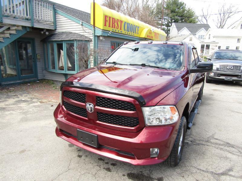 RAM 1500 Tradesman Quad Cab 4WD 2017