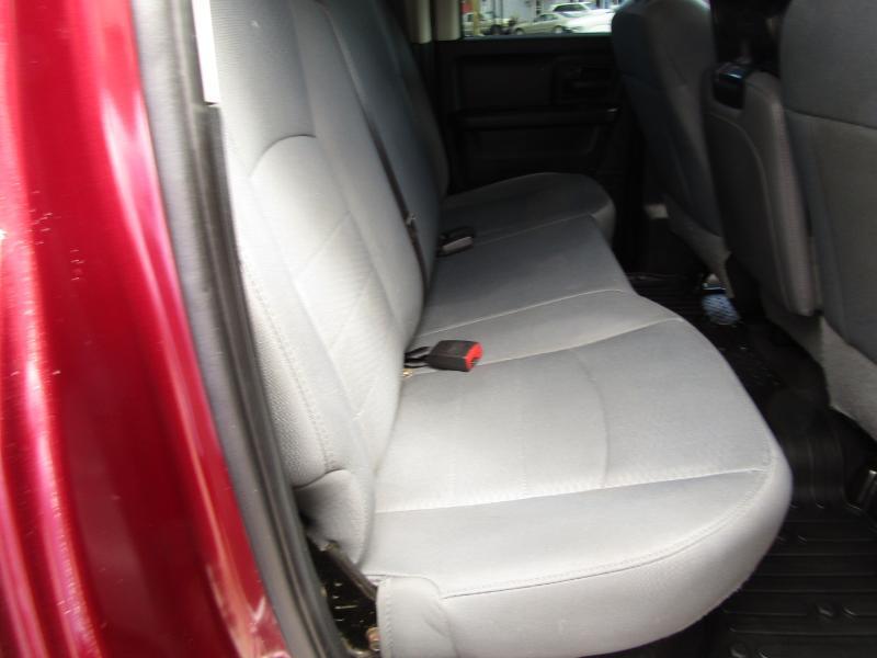 RAM 1500 Tradesman Quad Cab 4WD 2017