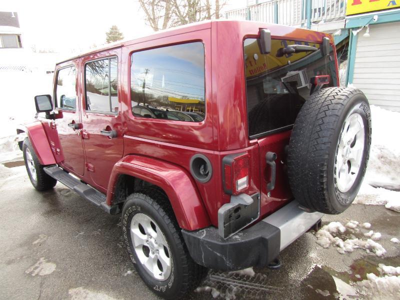 Jeep Wrangler Unlimited Sahara 4WD 2013