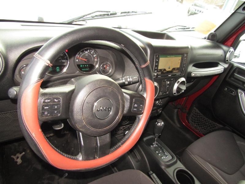 Jeep Wrangler Unlimited Sahara 4WD 2013