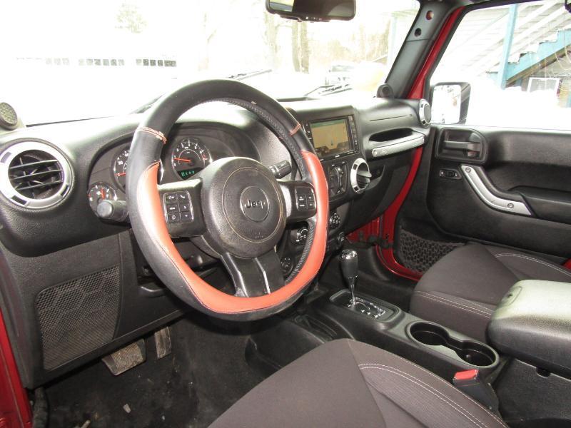 Jeep Wrangler Unlimited Sahara 4WD 2013