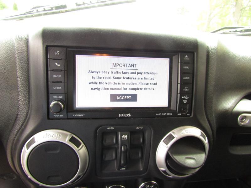 Jeep Wrangler Unlimited Sahara 4WD 2013